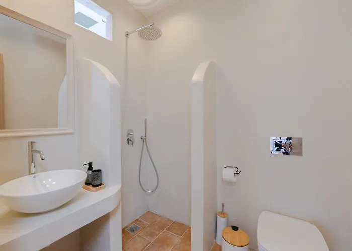 Cleopatra's Backyard Konukevi