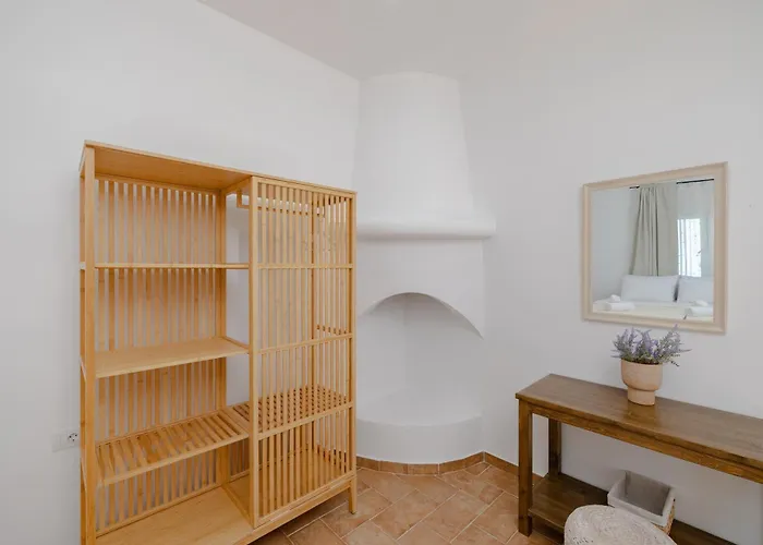 Konukevi Cleopatra's Backyard 3*